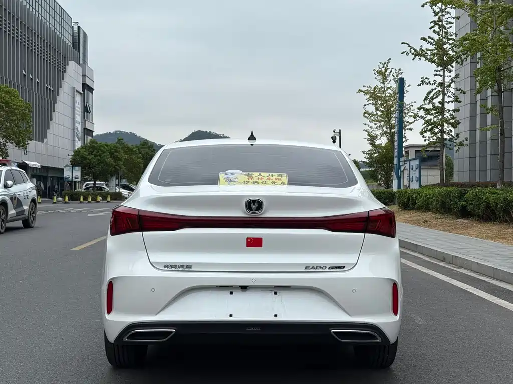 Changan Eado — миниатюра 13