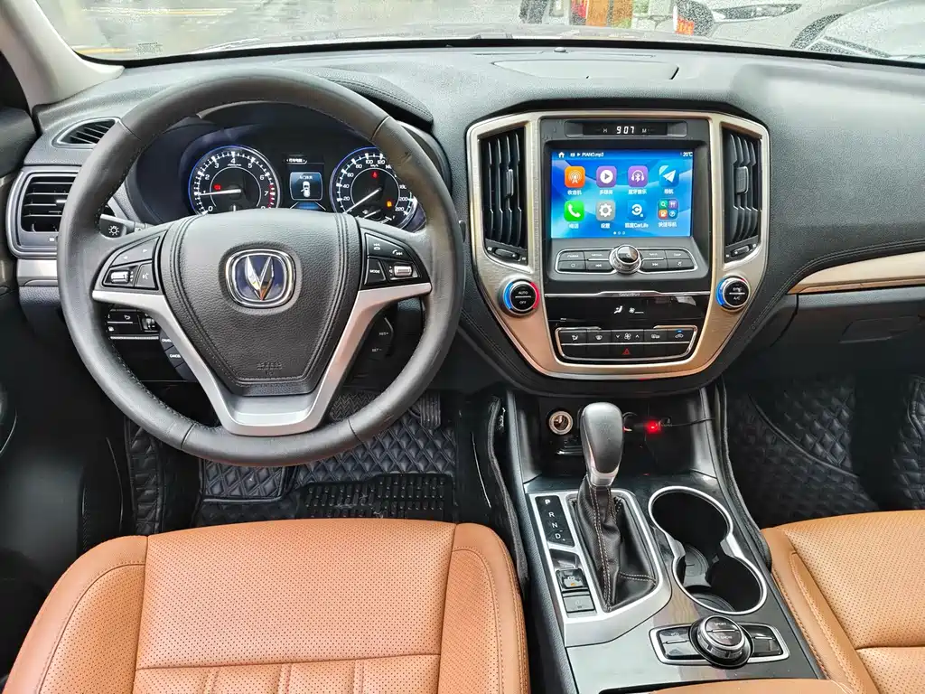 Changan CS95 — миниатюра 6
