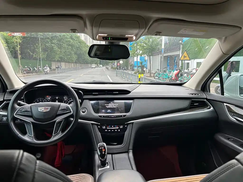Cadillac XT5 25T Luxury Type, фото 7