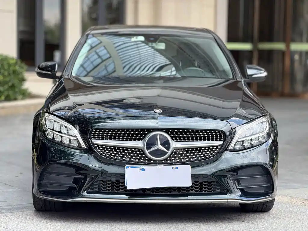 Mercedes-Benz C-Class — миниатюра 2