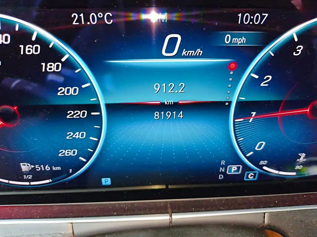 Mercedes-Benz E-Class — миниатюра 13