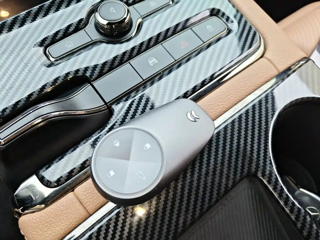 NIO ES8 — миниатюра 9