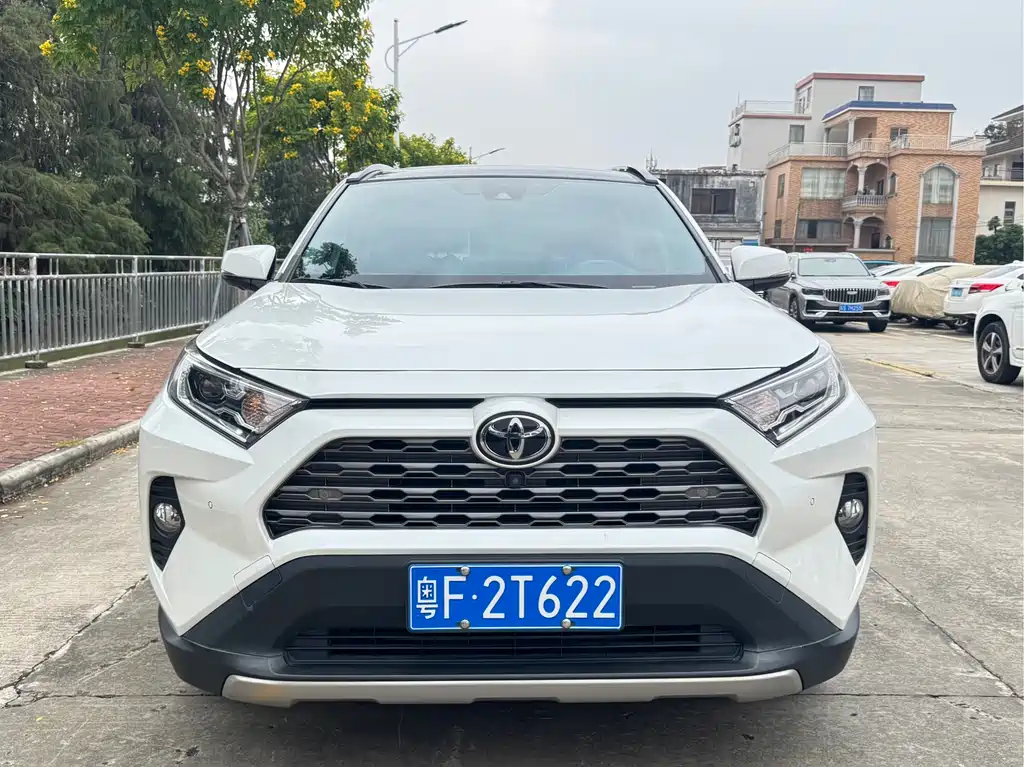 TOYOTA RAV4 RONGFANG
