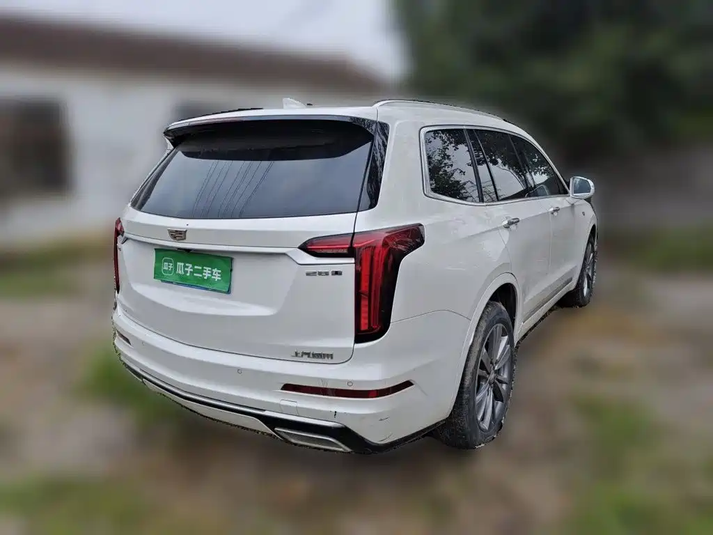Cadillac XT6 — миниатюра 6