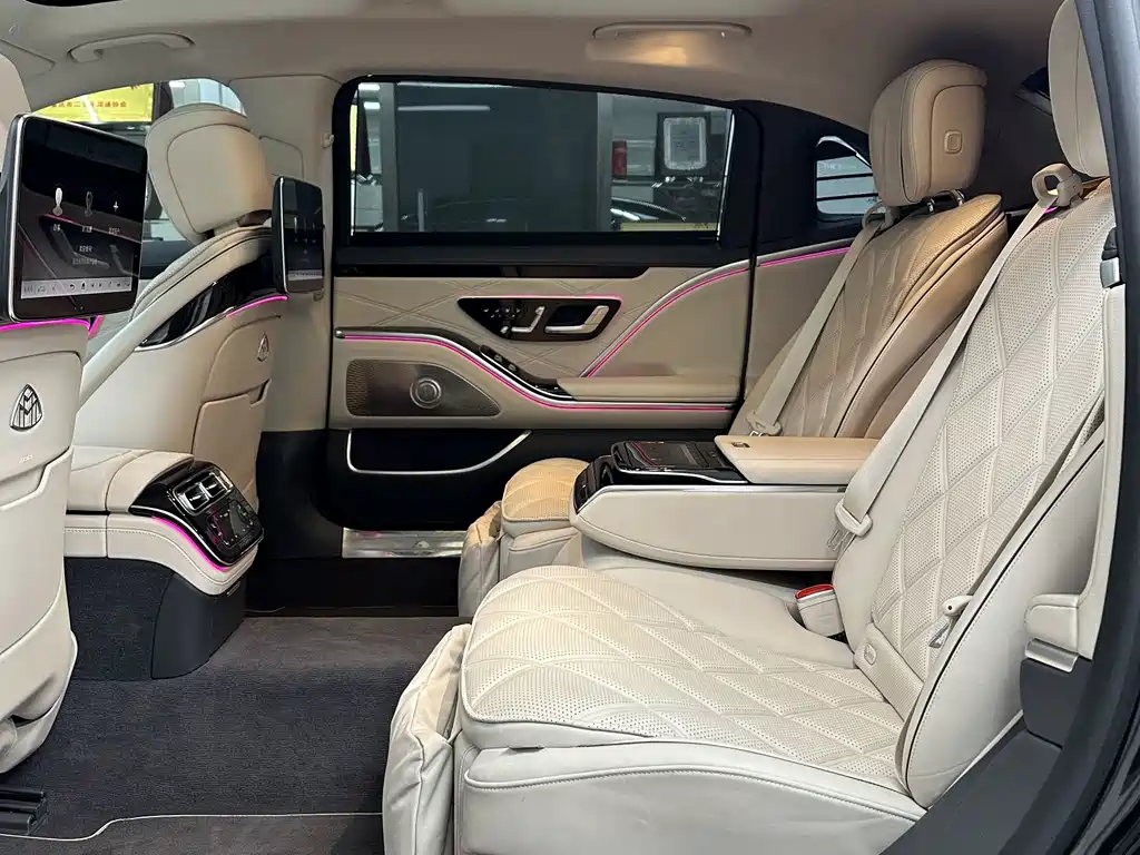 Mercedes-Benz S-Class — миниатюра 9