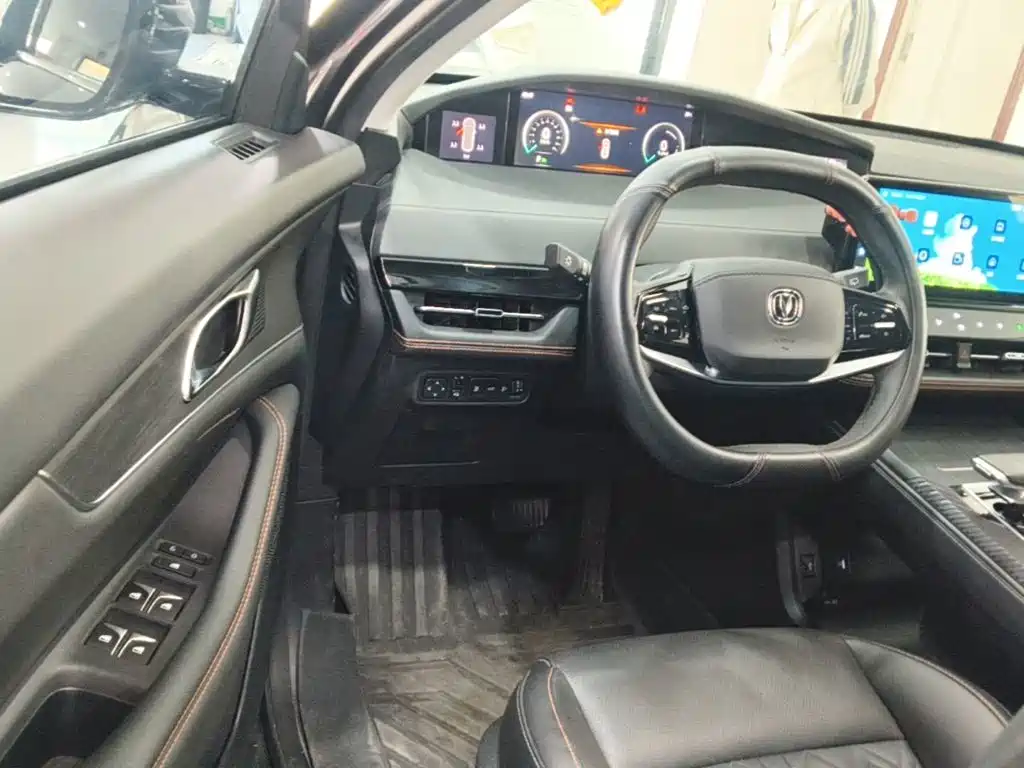 Changan UNI-K iDD — миниатюра 16