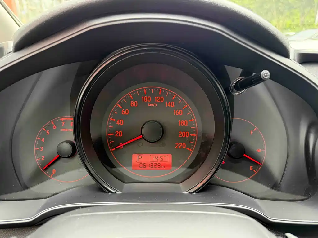 Honda Fit — миниатюра 13