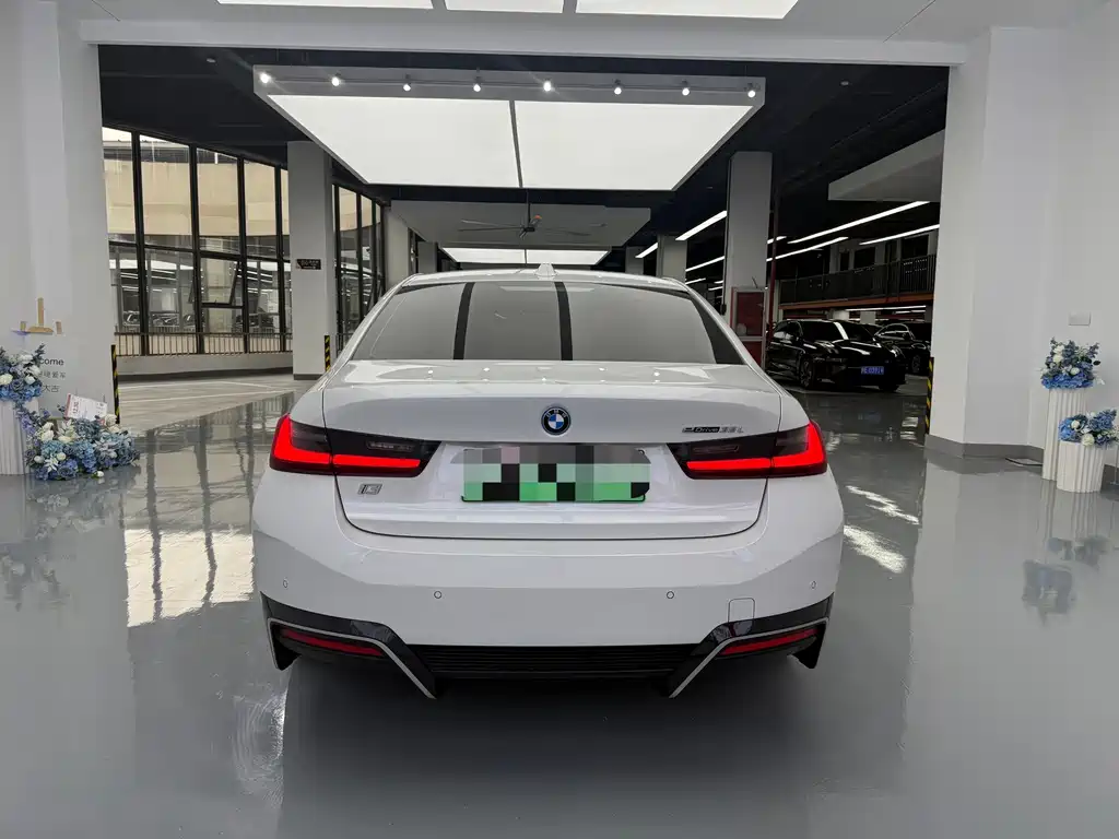 BMW i3 — миниатюра 14