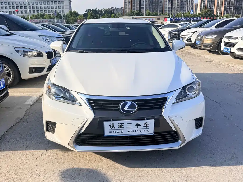 Lexus CT — миниатюра 2