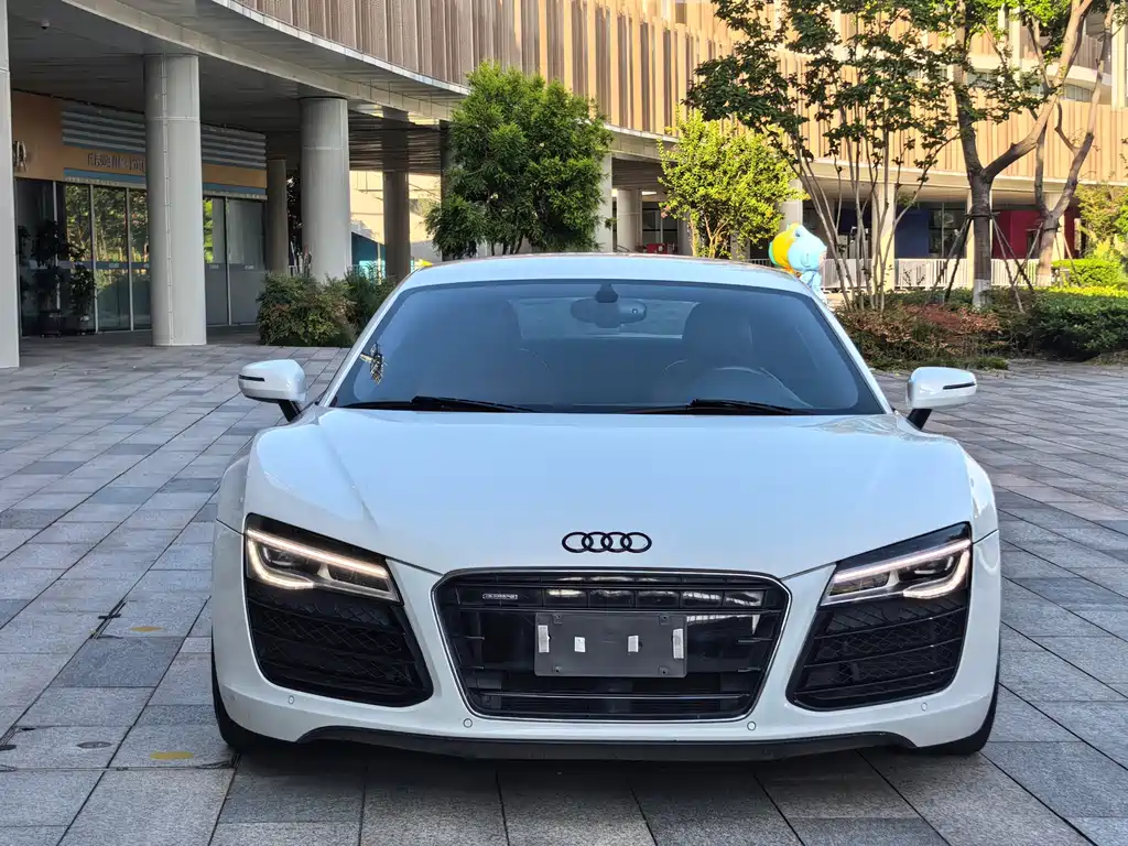 Audi R8 — миниатюра 2