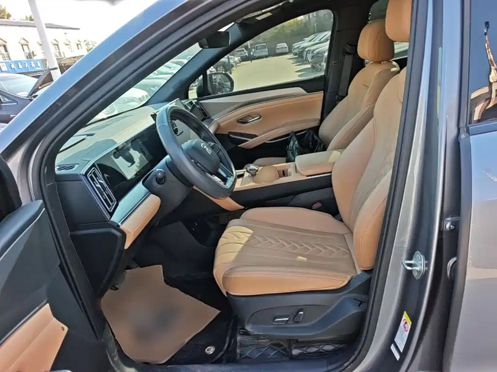 BYD L DM-i — миниатюра 15