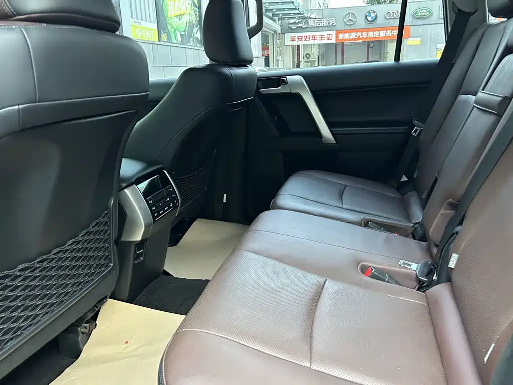 Toyota Prado — миниатюра 14