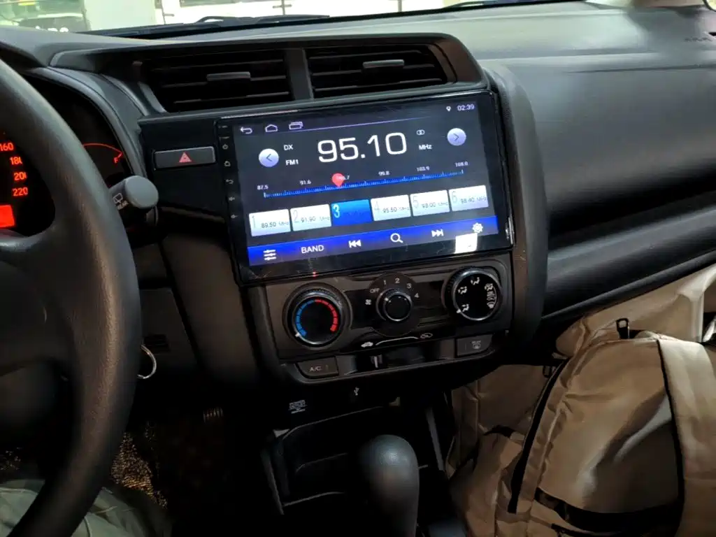 Honda Fit — миниатюра 13