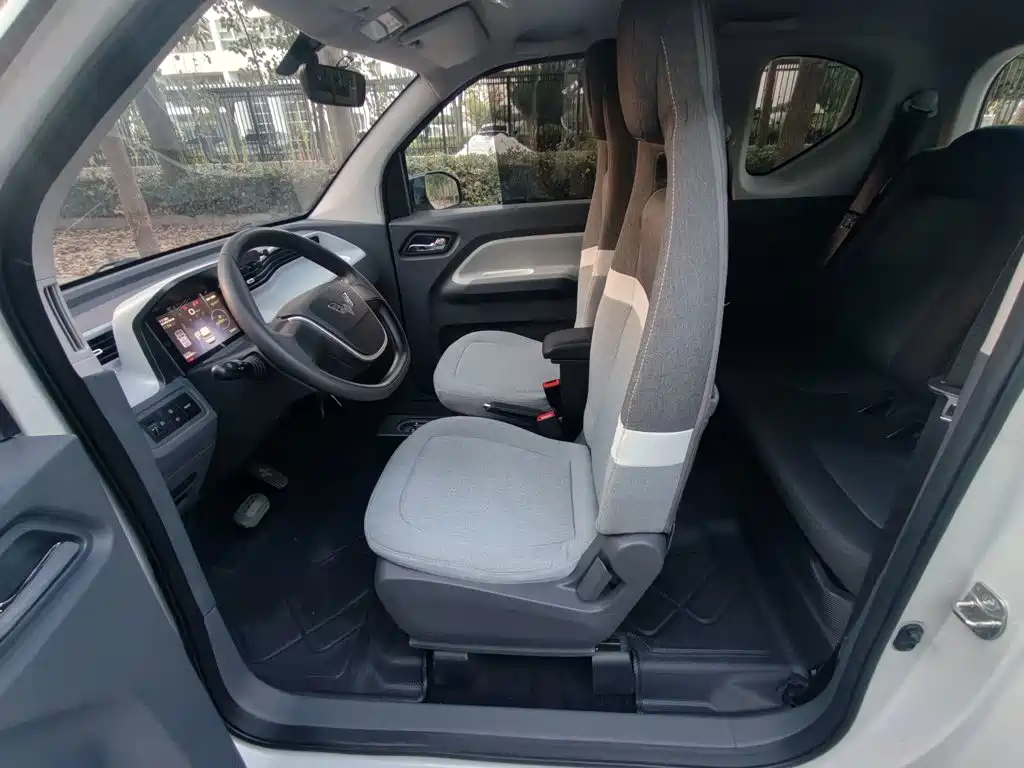 Wuling MINIEV — миниатюра 15