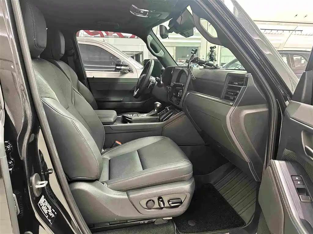 Lexus GX — миниатюра 19