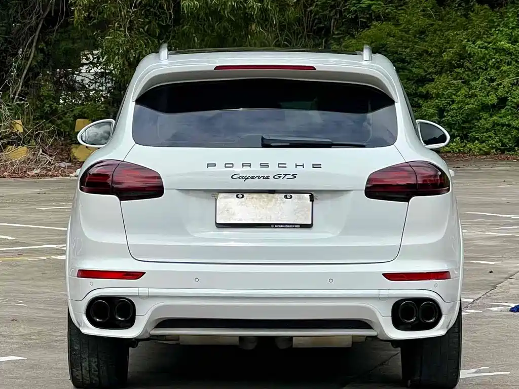 PORSCHE CAYENNE