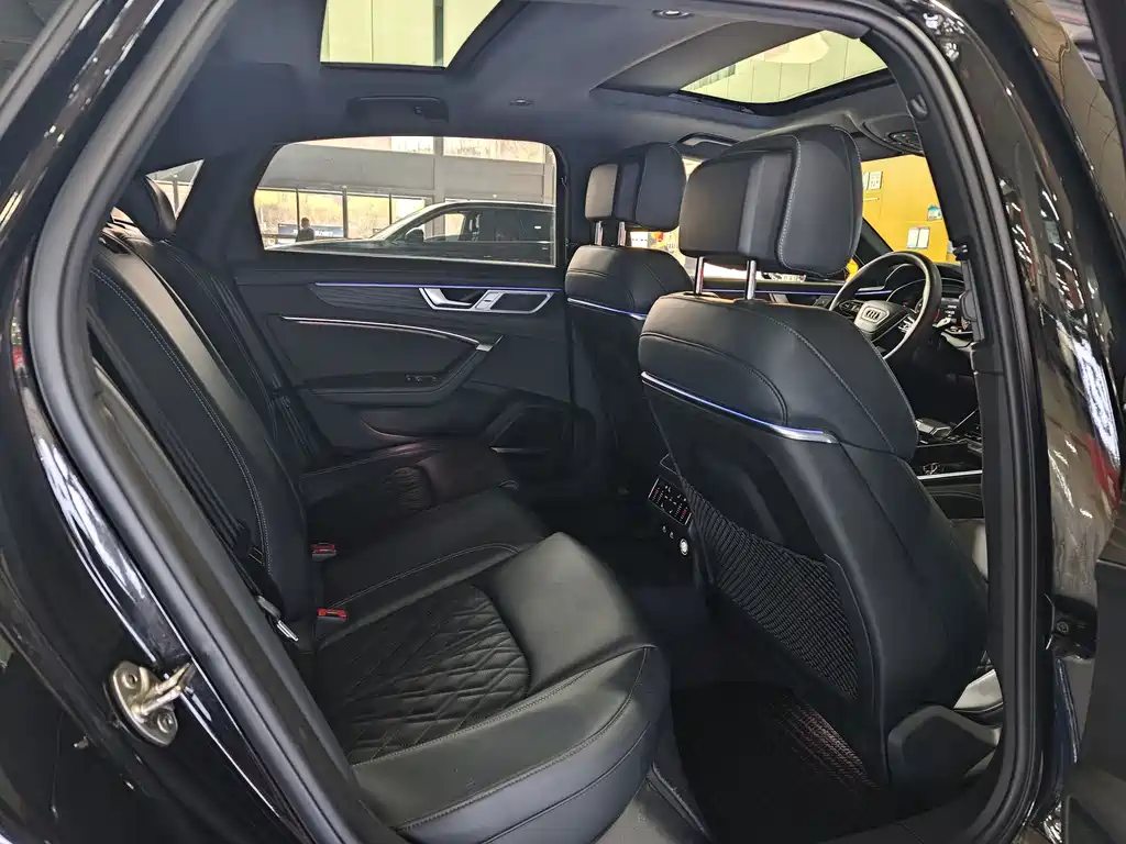 Audi A6L — миниатюра 9