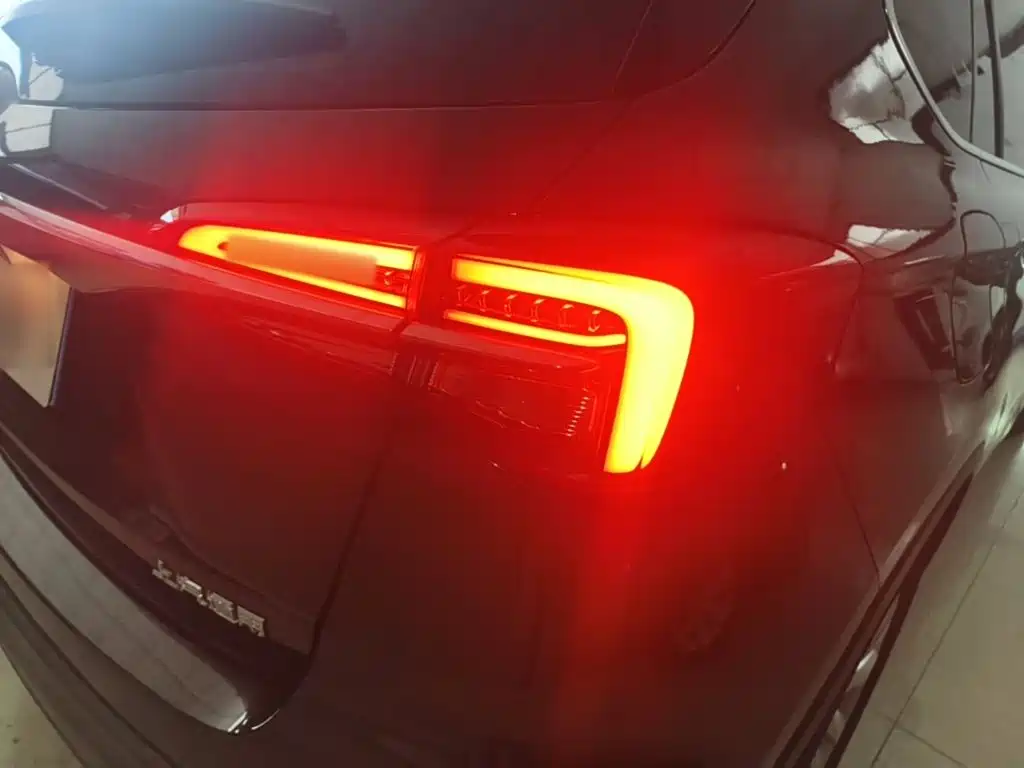 Buick Envision Plus — миниатюра 8