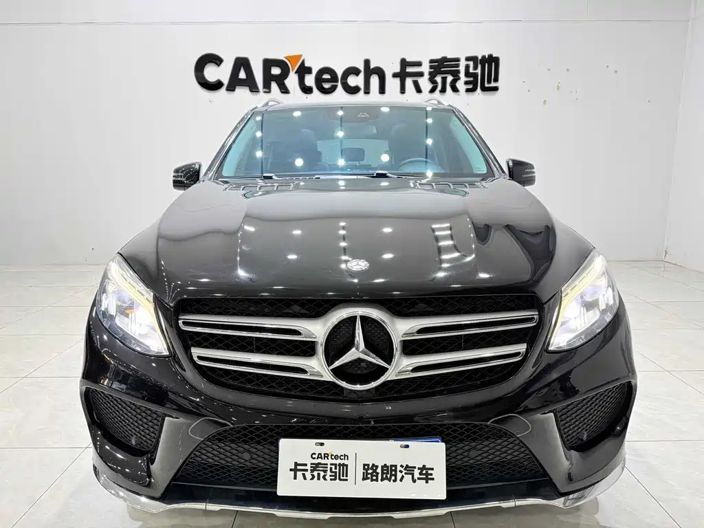Mercedes-Benz GLE (Import) — миниатюра 2