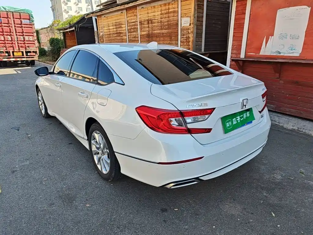 Honda Accord — миниатюра 5