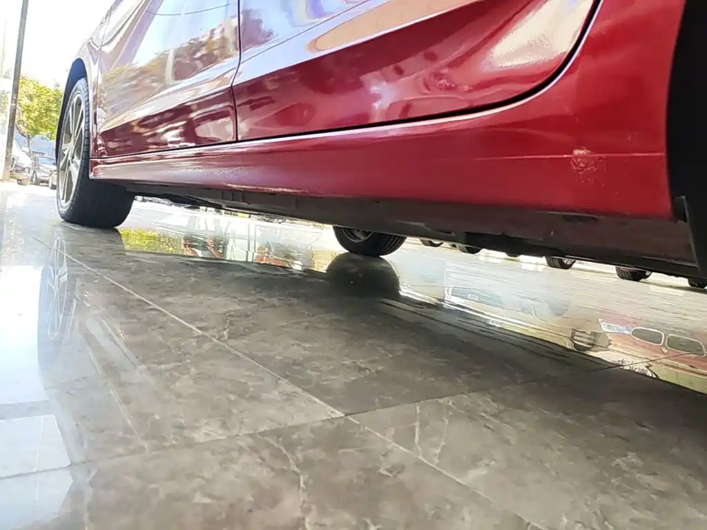 Hyundai Elantra — миниатюра 22