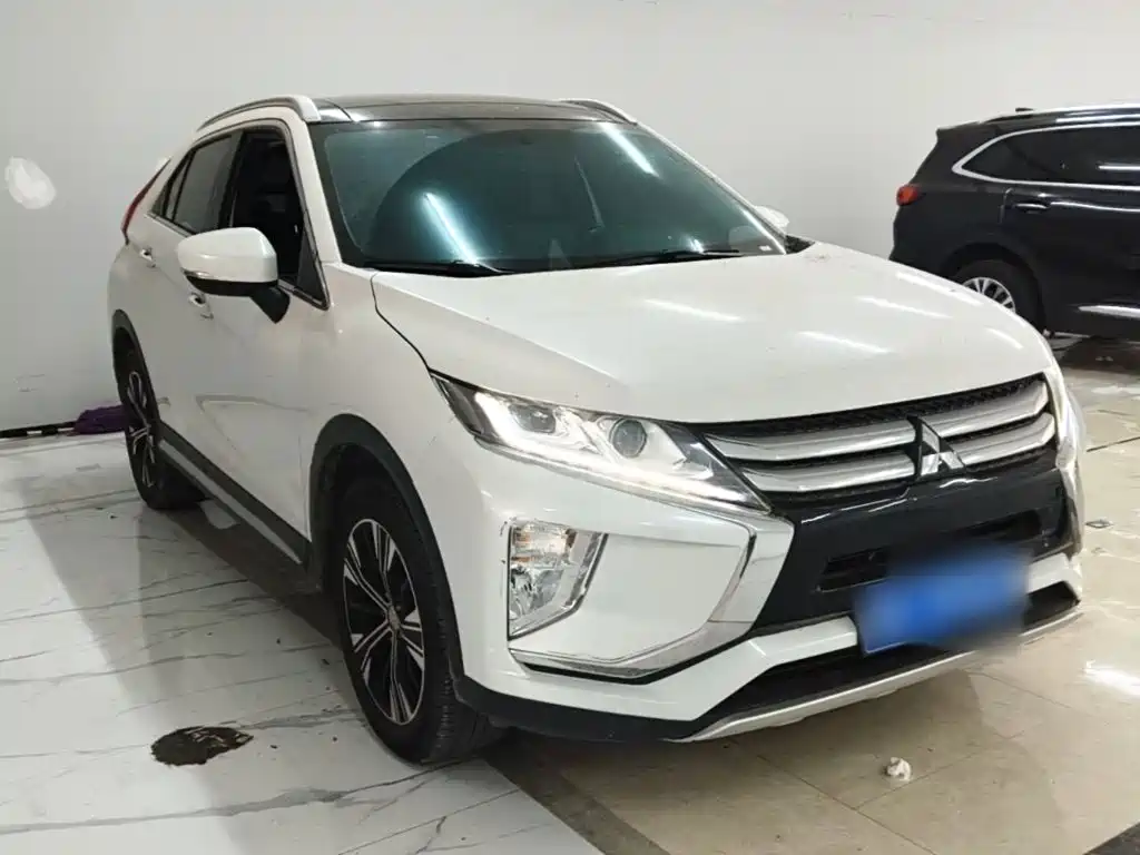 Mitsubishi Eclipse Cross — миниатюра 4