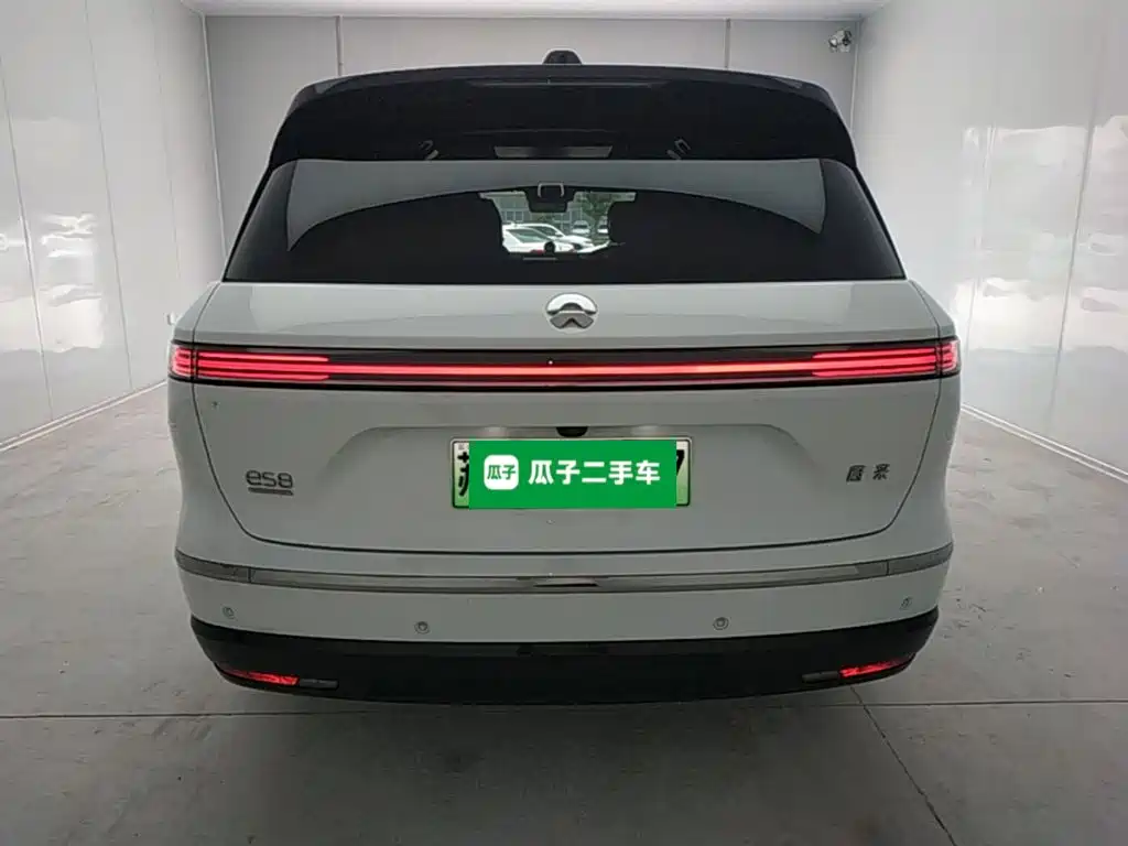 NIO ES8 2026 мест Executive