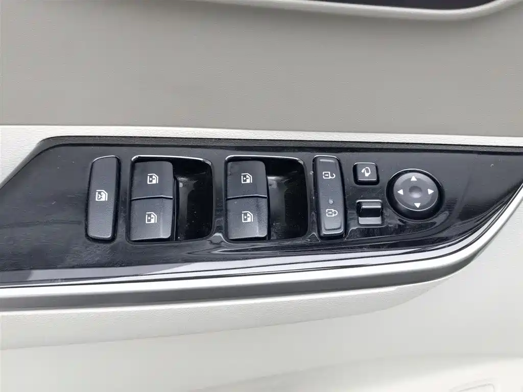 Hyundai Custo 2021 380TGDi Flagship TOP Premium