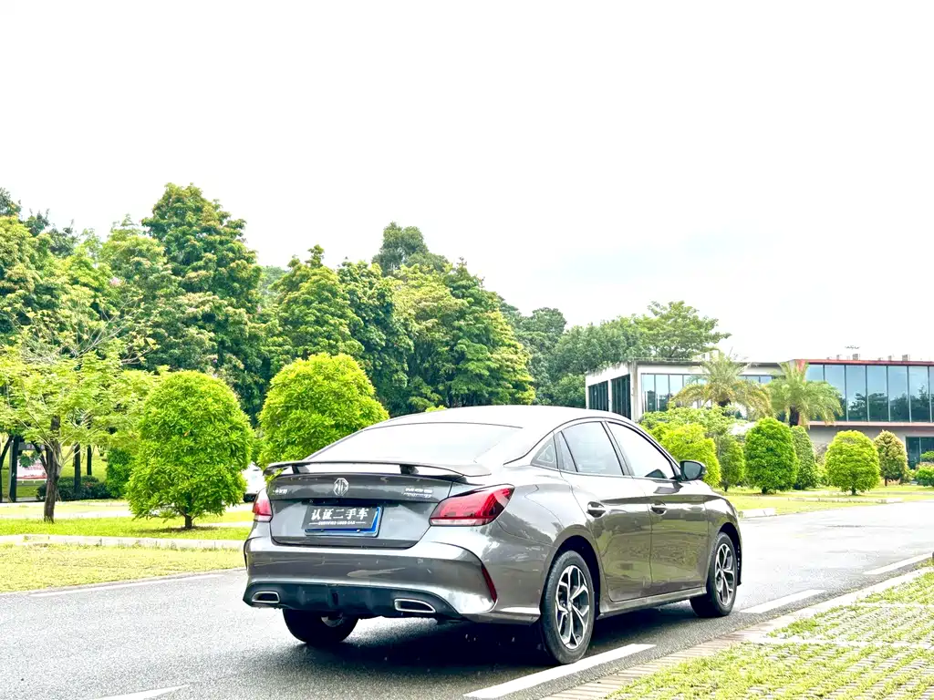 MG MG5 — миниатюра 8