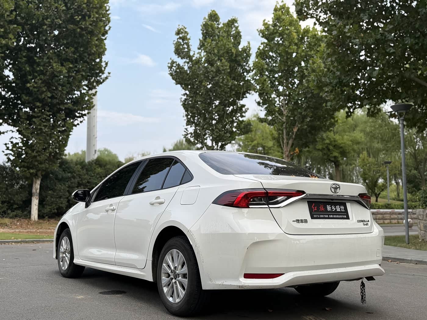 Toyota Corolla 1.2 л 2024 г. Белый, пробег 30000 км