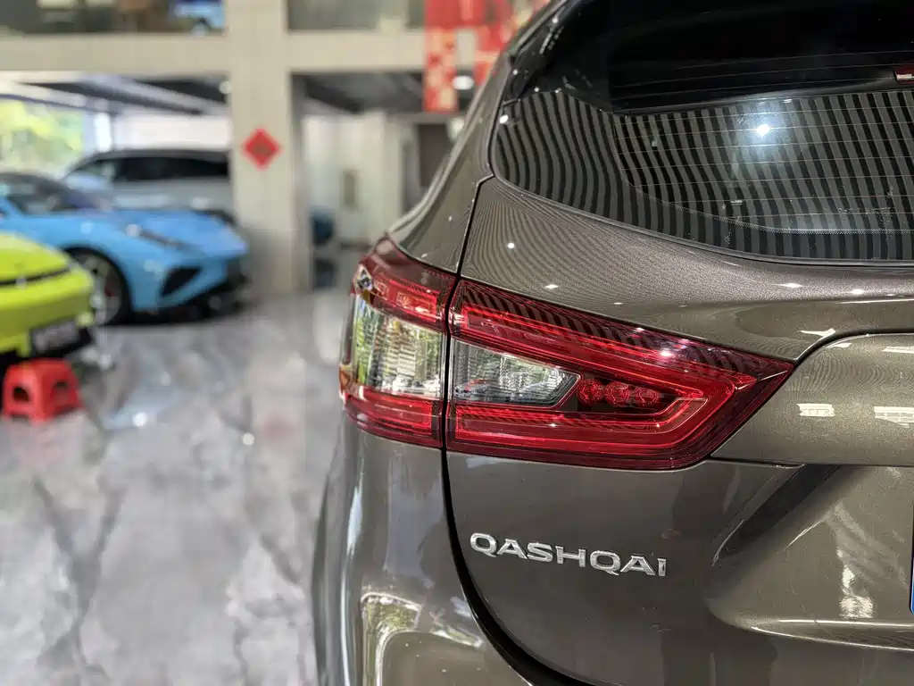 Nissan Qashqai — миниатюра 28