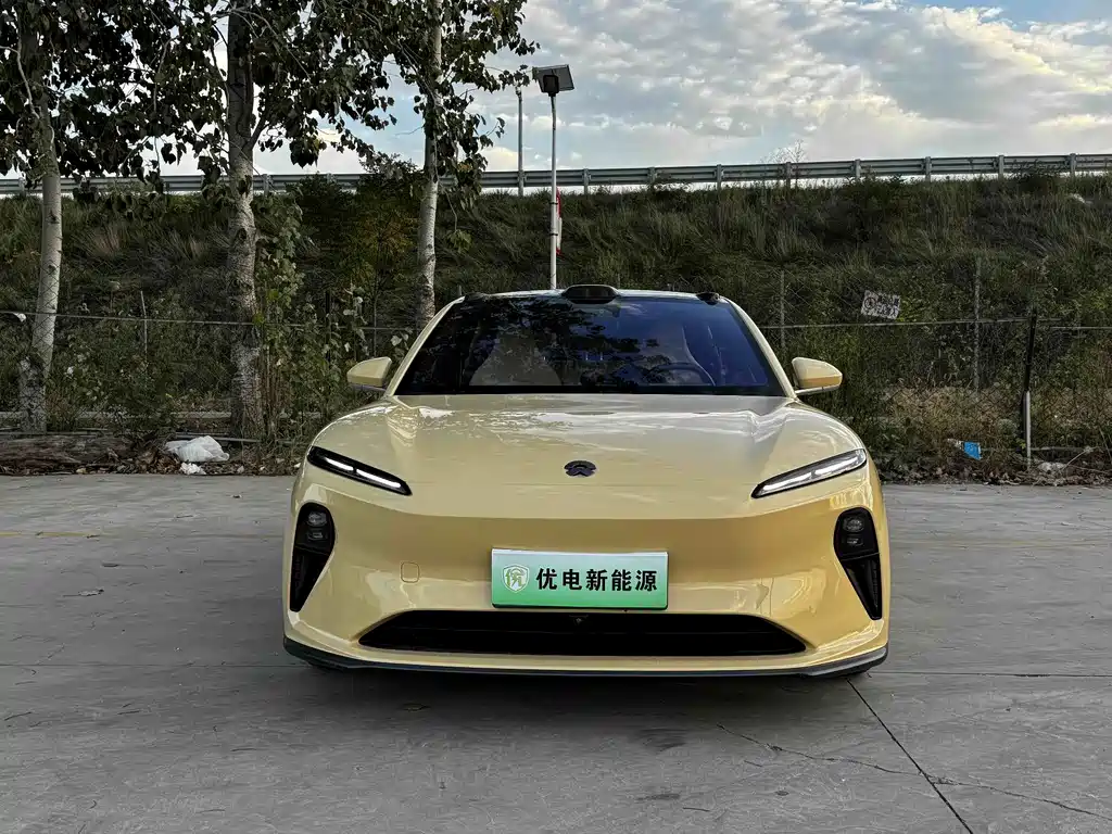 NIO ET5 — миниатюра 2