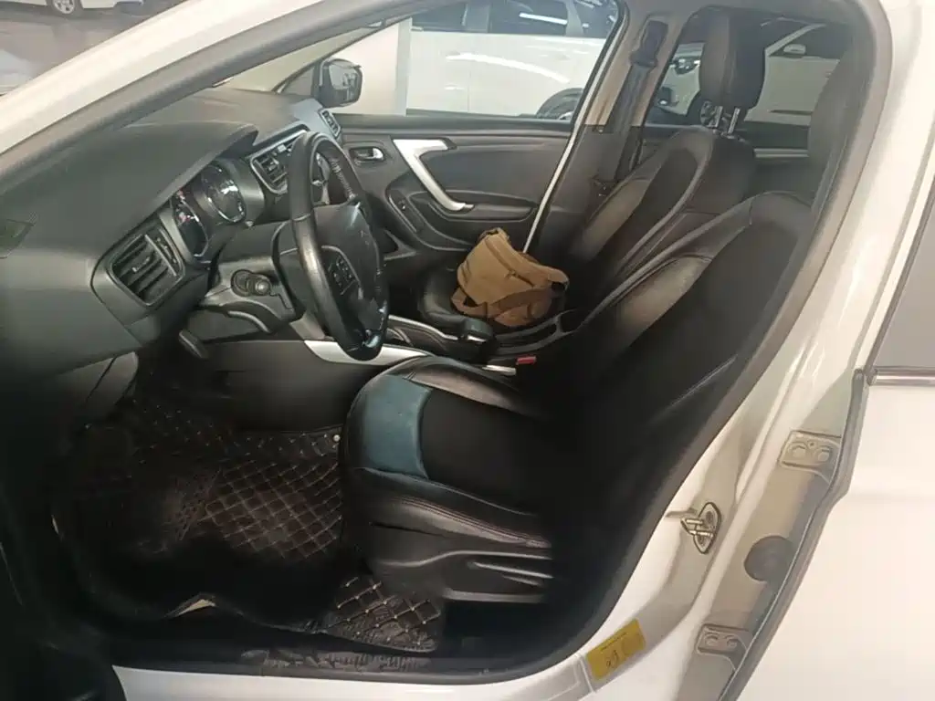 Citroen C3-XR — миниатюра 15
