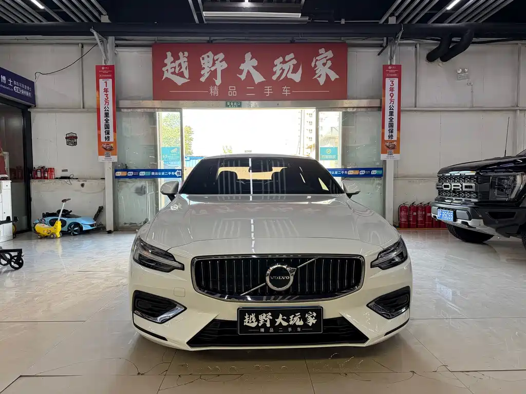 Volvo S60