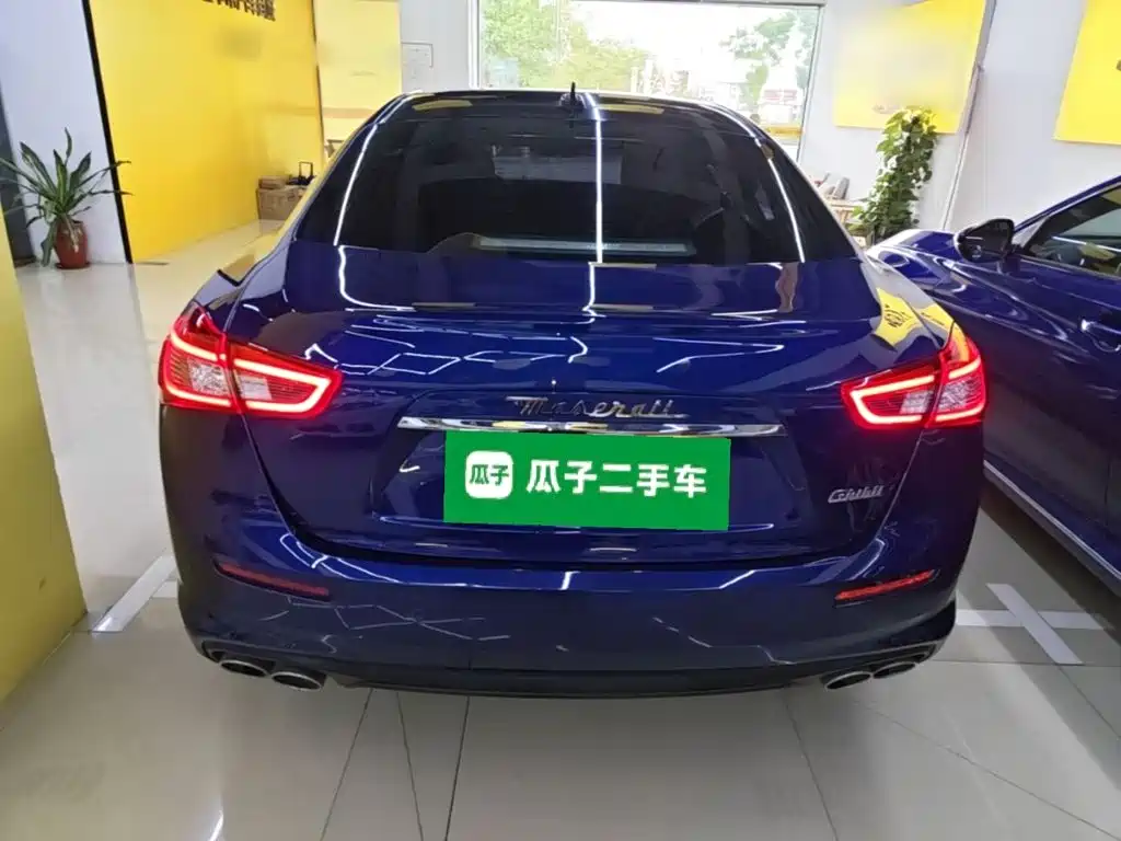 Maserati Ghibli — миниатюра 6