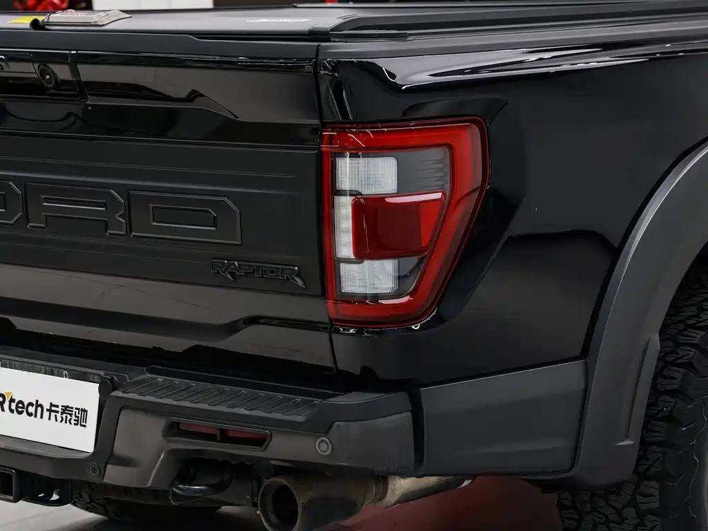 Ford F-150 Raptor — миниатюра 9