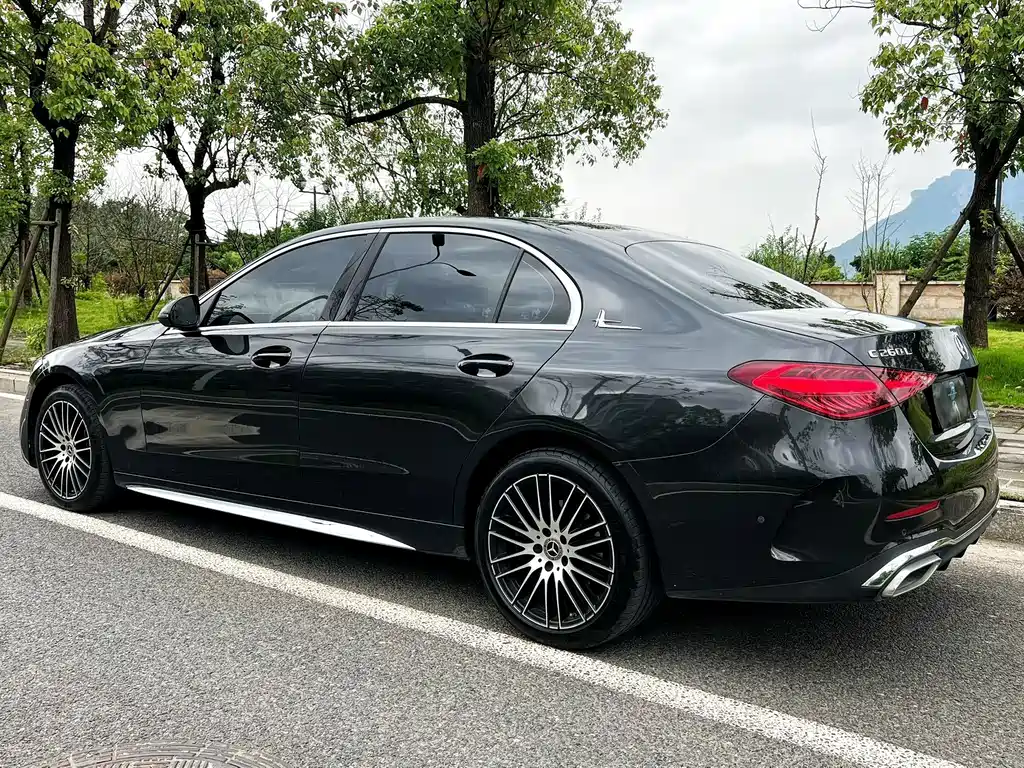 Mercedes-Benz C-Class — миниатюра 5