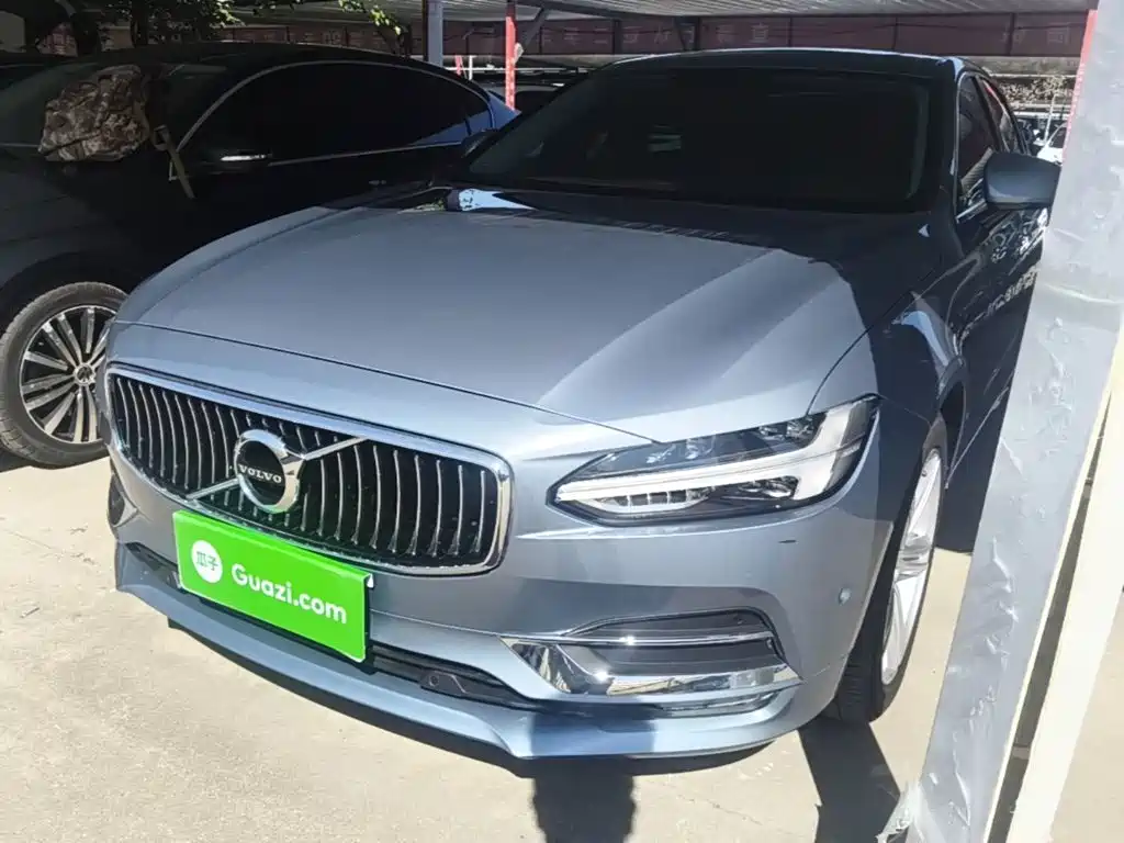 Volvo S90 — миниатюра 2