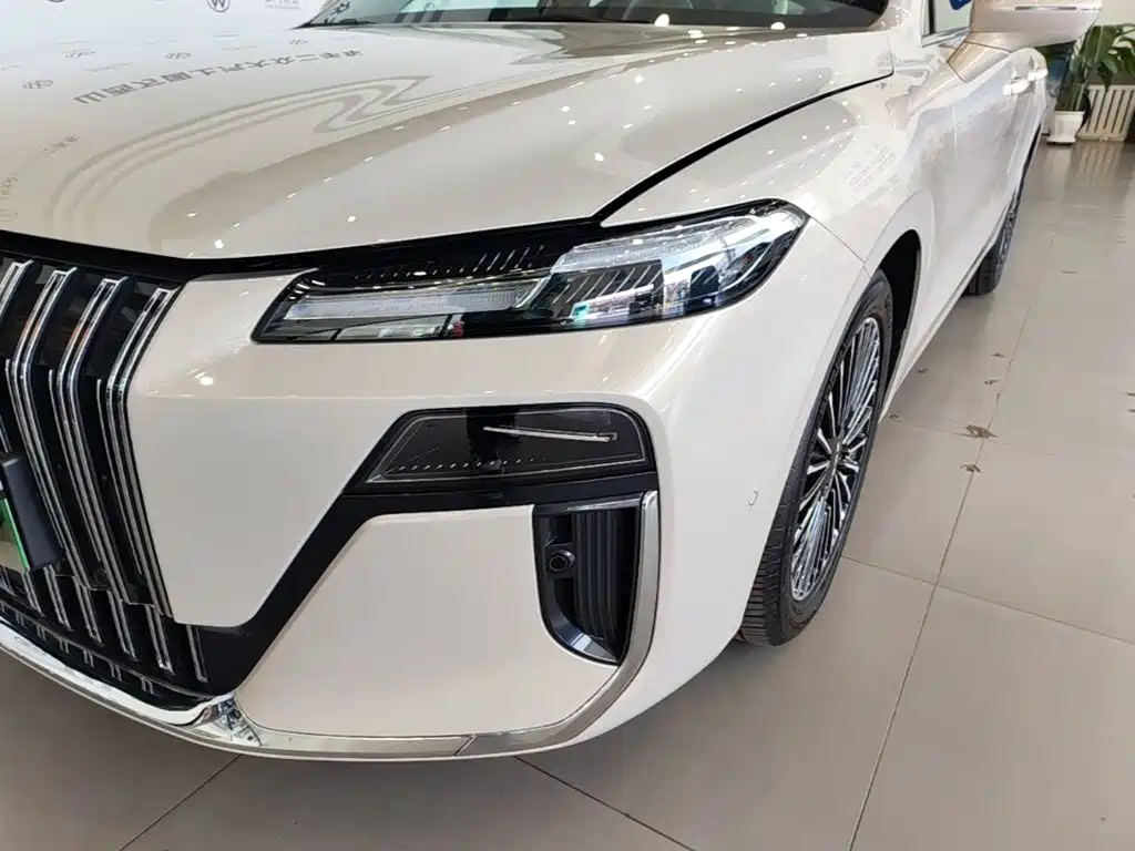 Roewe M7 DMH — миниатюра 24