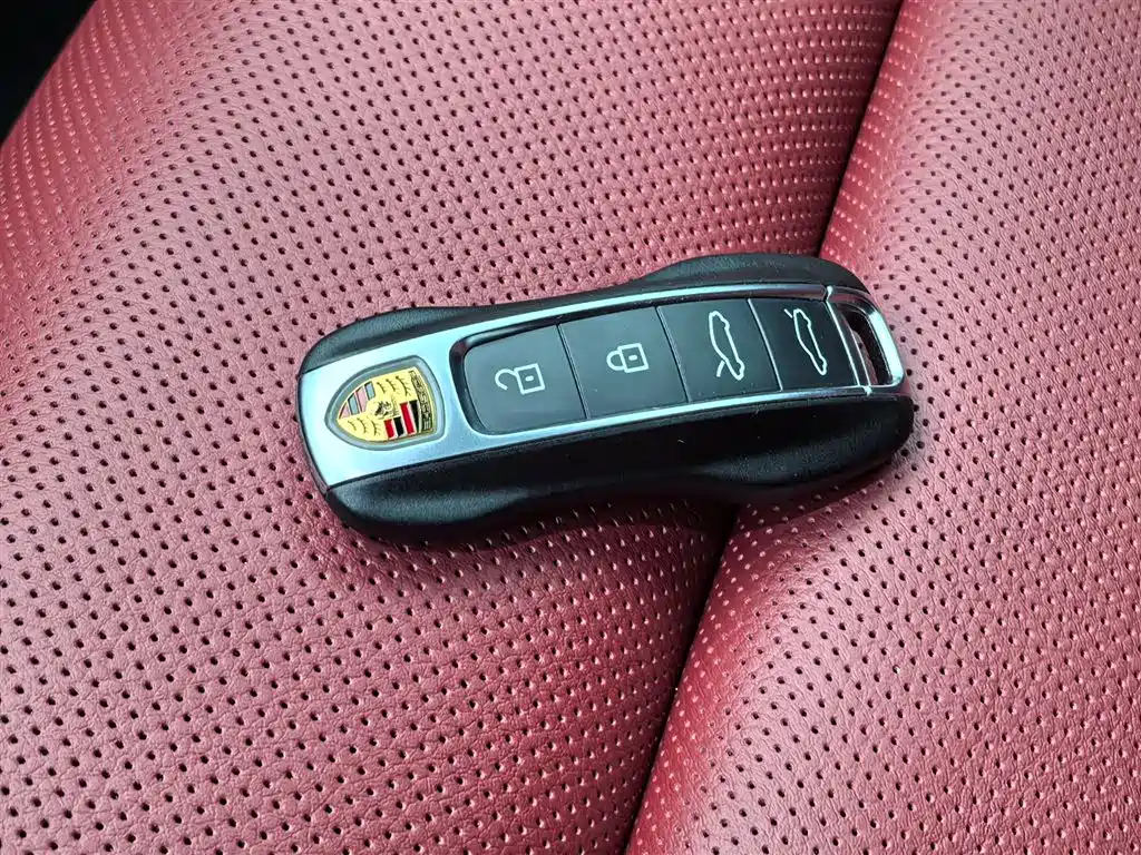 Porsche Taycan 2026 Taycan