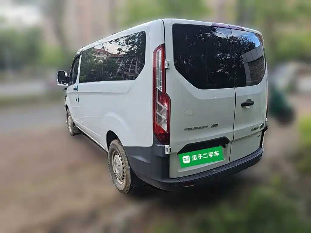 Ford Transit — миниатюра 4