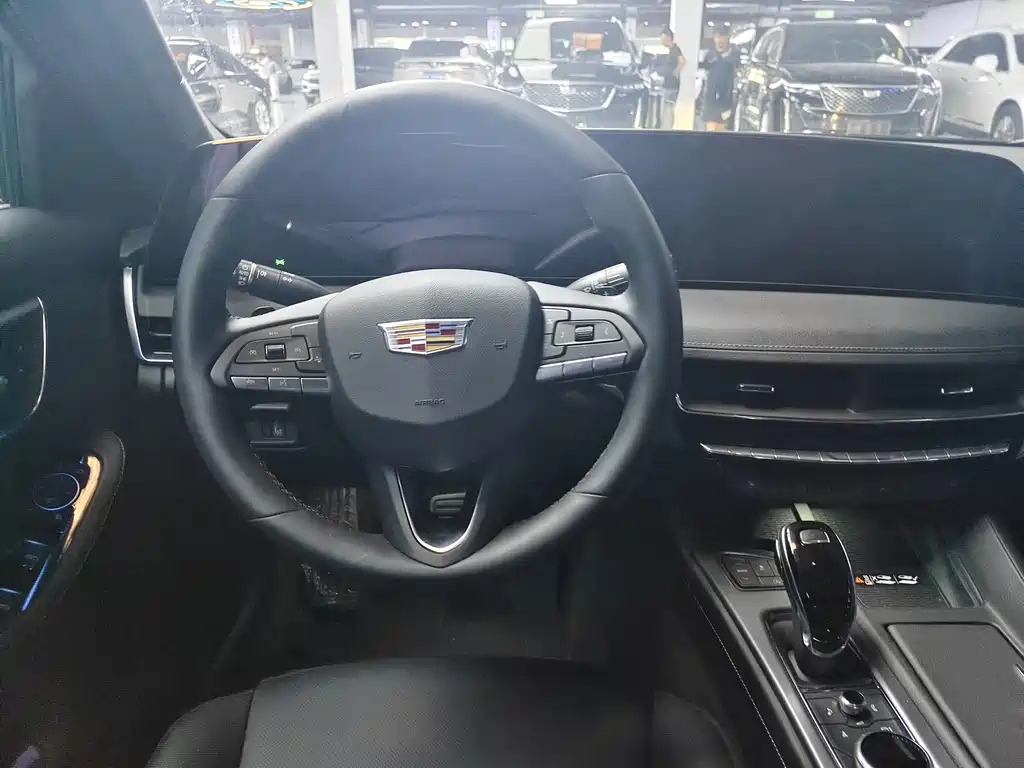 Cadillac CT5 — миниатюра 19