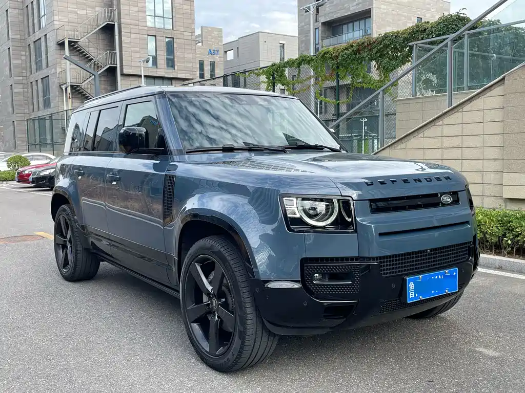 Land Rover Defender — миниатюра 3