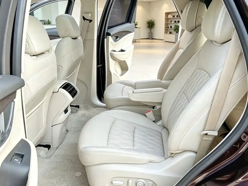 Buick Enclave — миниатюра 12