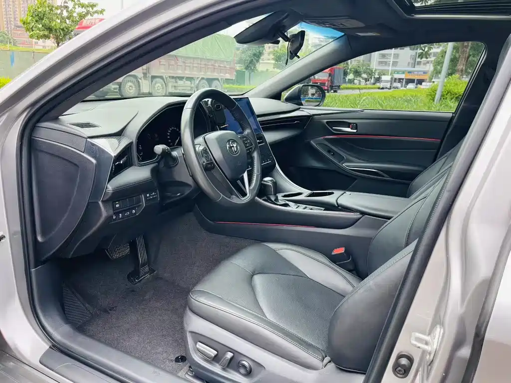 TOYOTA ASIAN DRAGON