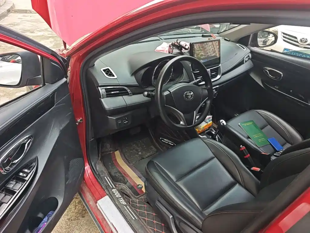Toyota Yaris L — миниатюра 14