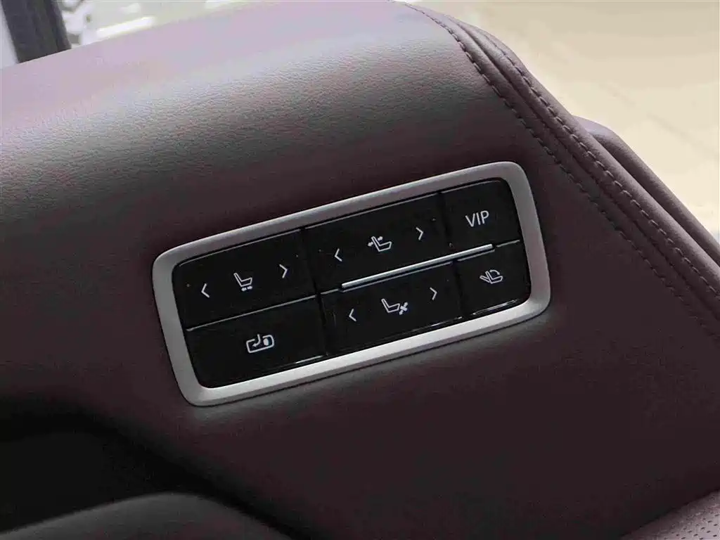 Buick Century — миниатюра 14