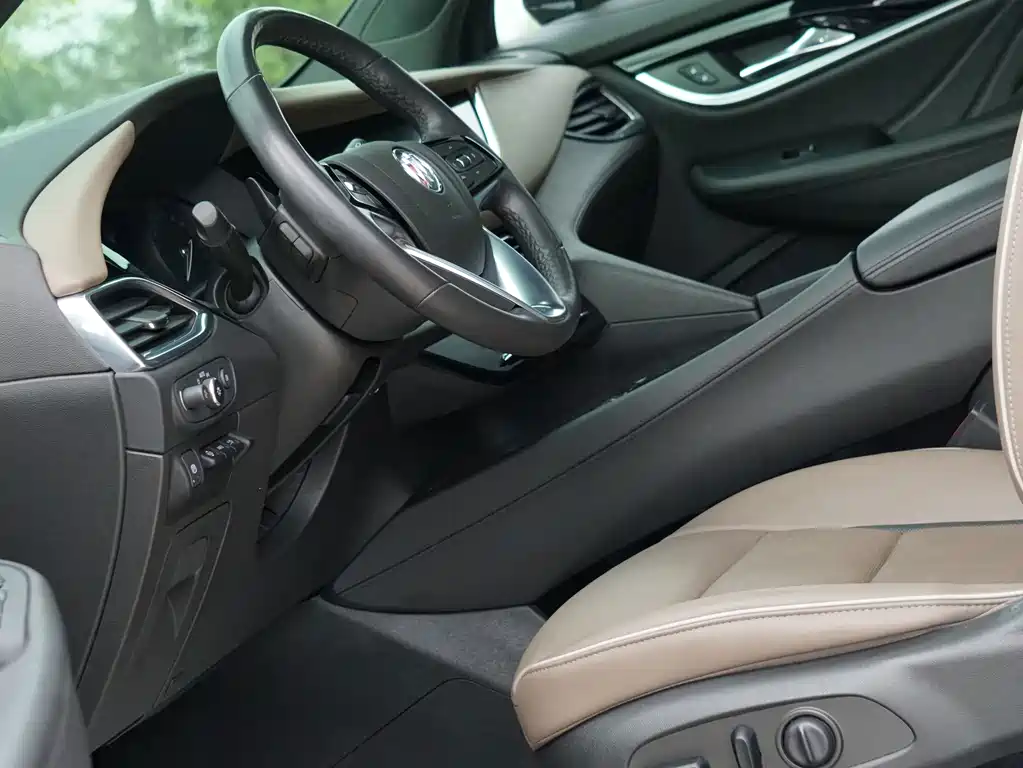 Buick Enclave — миниатюра 7