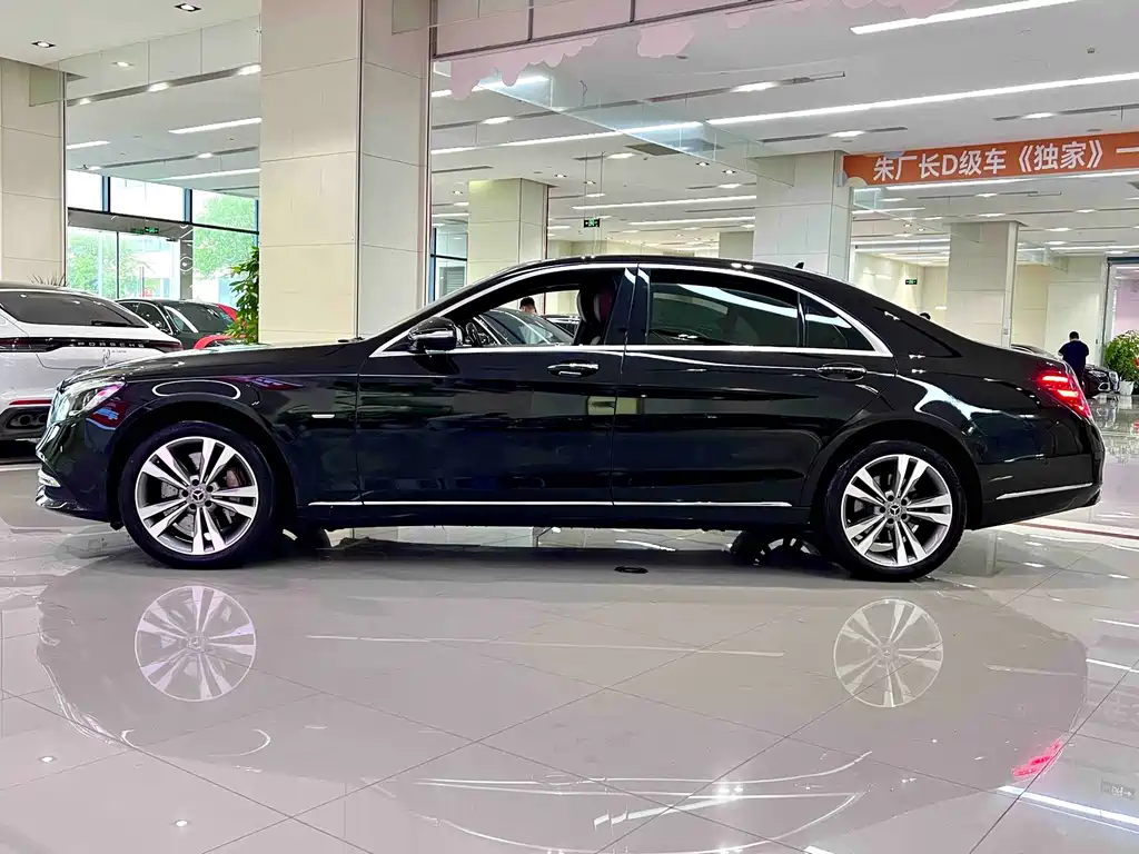 Mercedes-Benz S-Class — миниатюра 3