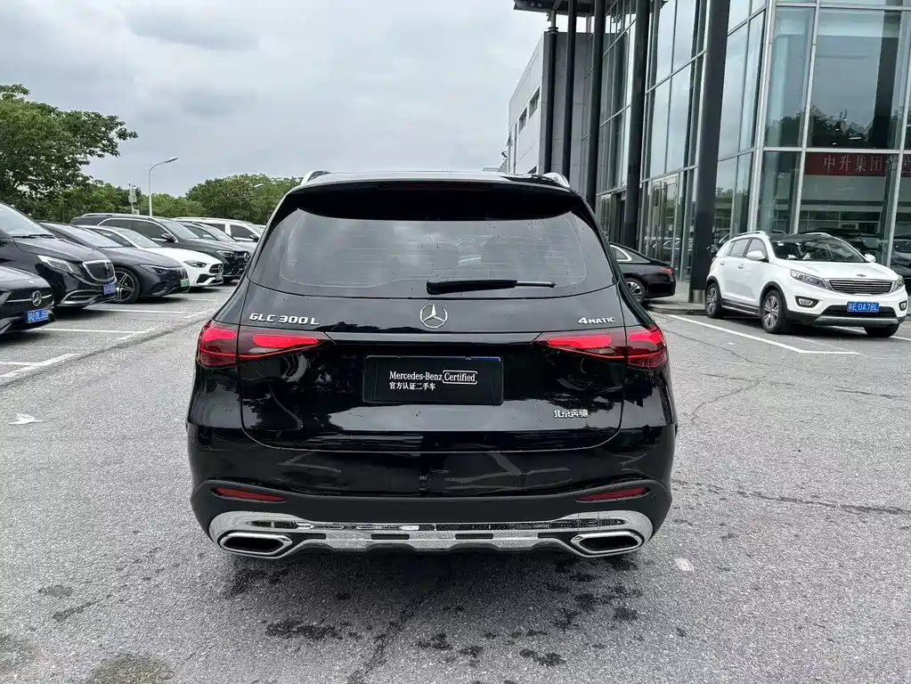 Mercedes-Benz GLC 2024 GLC 300 L 4MATIC 5 мест